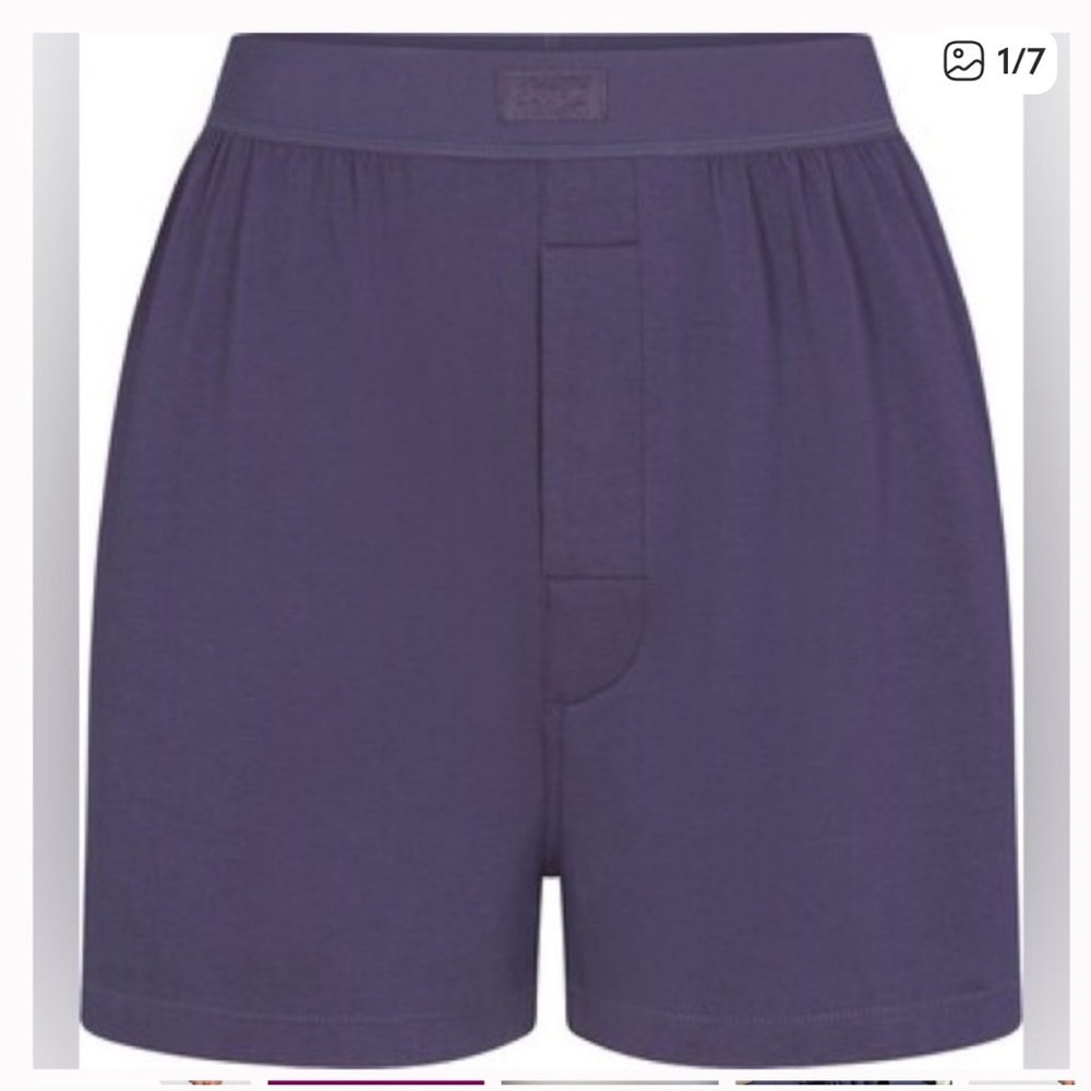 SKIMS Boyfriend Loose Boxers - Picture 2 of 6